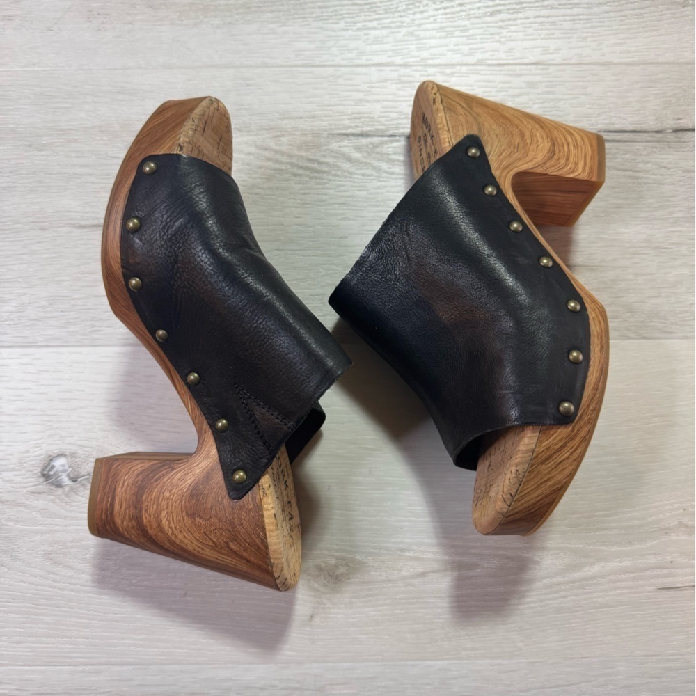 Kork-Ease Black Block Heel Platform Sandal, Size 9